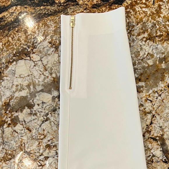 NWT Donna Karan Ivory/Winter White Ankle Zipper Slit Pants - SIZE 10 - Picture 8 of 10